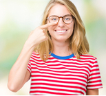 ניתוחים פלסטיים בחופש הגדול: ממה חשוב להיזהר?-תמונה